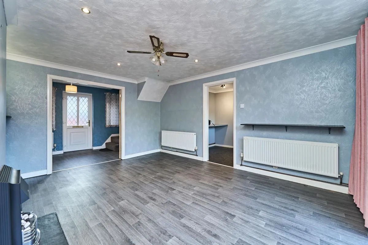 3 bedroom semi detached house in Great Barr