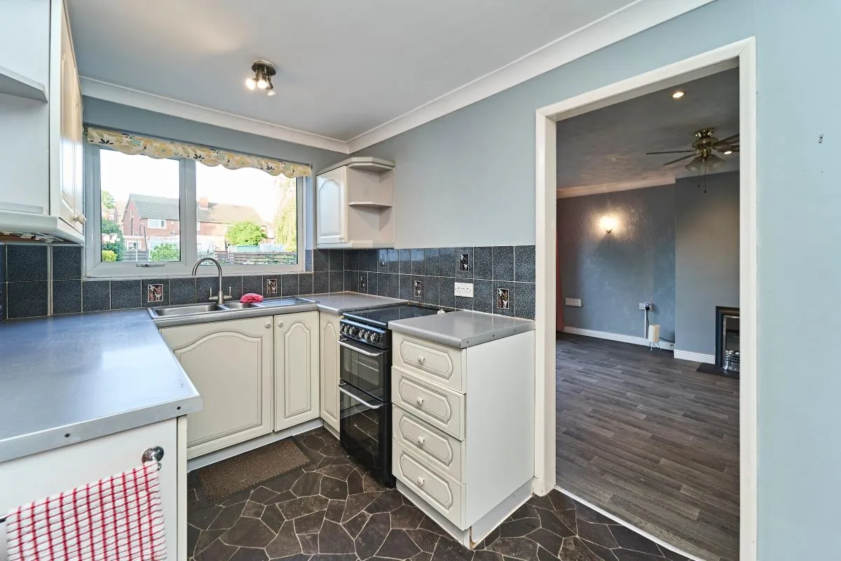 3 bedroom semi detached house in Great Barr