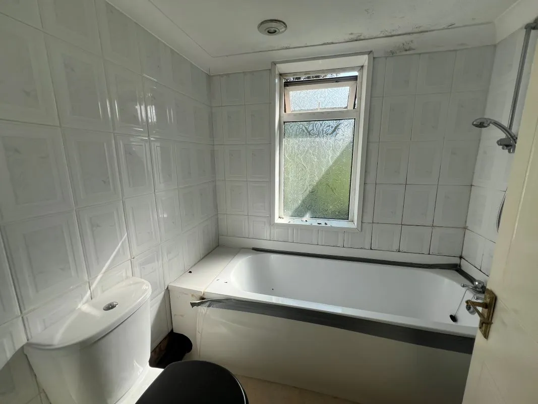 3 bedroom semi detached property in Erdington