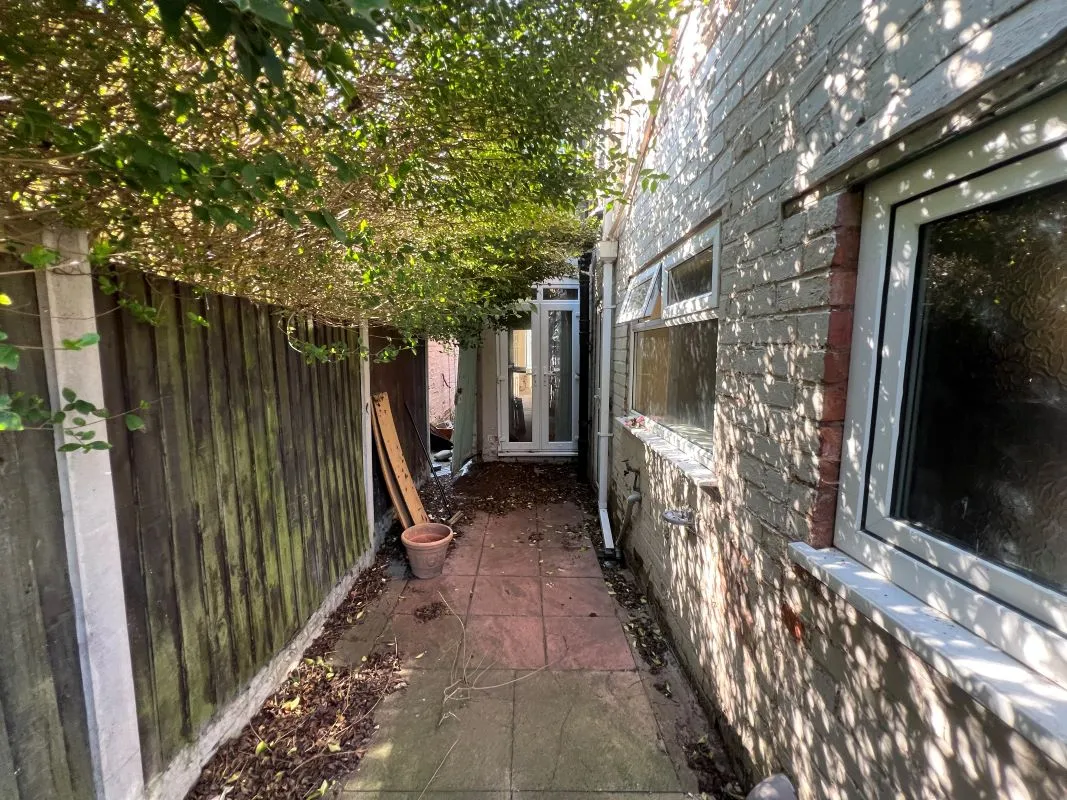 3 bedroom semi detached property in Erdington