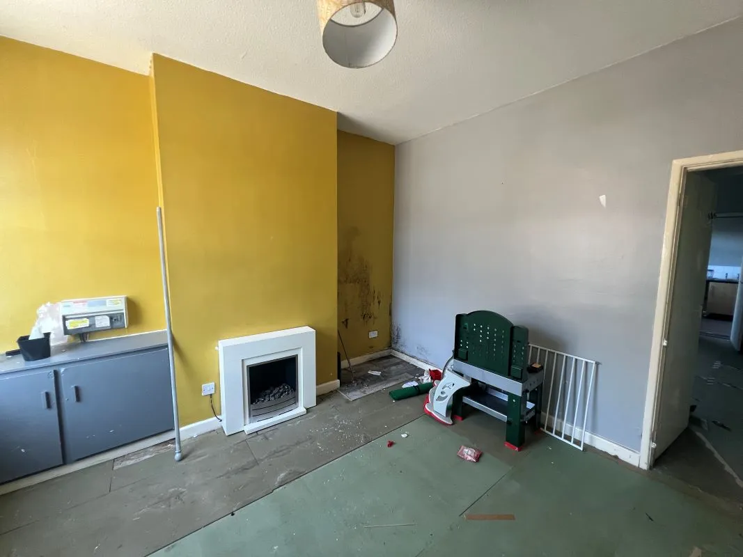 2 bedroom end terraced house in Walsall