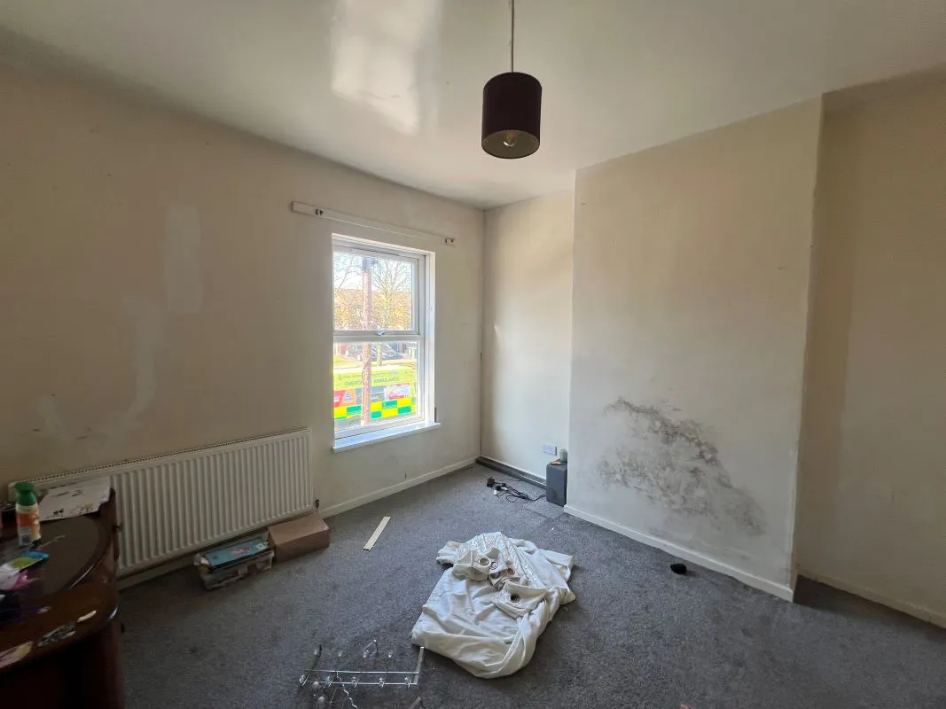 2 bedroom end terraced house in Walsall