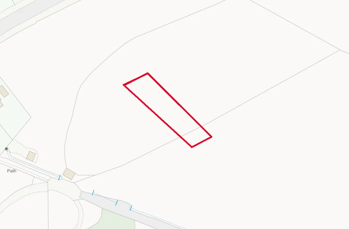 Freehold Parcel of Land extending to approximately 0.15 acres (0.6 hectares) in Stourbridge