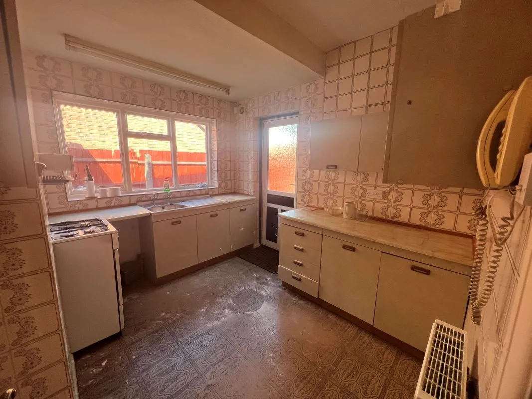 3 bedroom semi detached property in Wolverhampton 