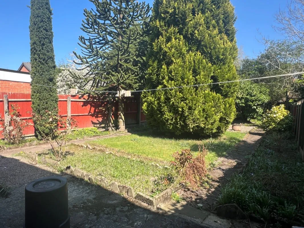 3 bedroom semi detached property in Wolverhampton 