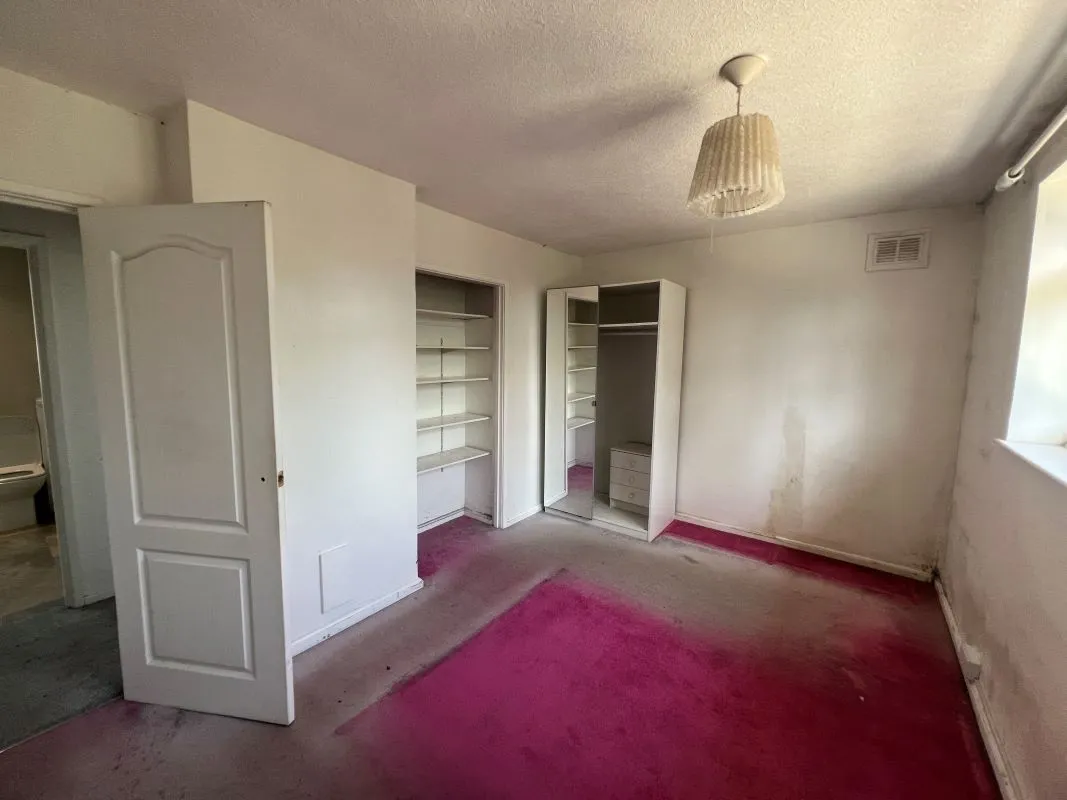 3 bedroom semi detached house in Walsall