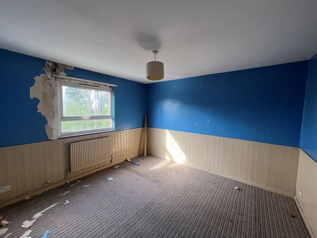 3 bedroom mid terraced house in Dawley, Telford