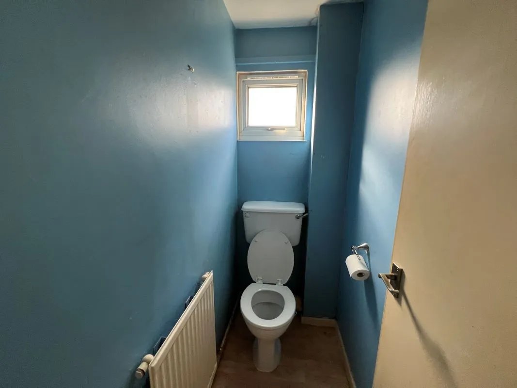 3 bedroom mid terraced house in Dawley, Telford
