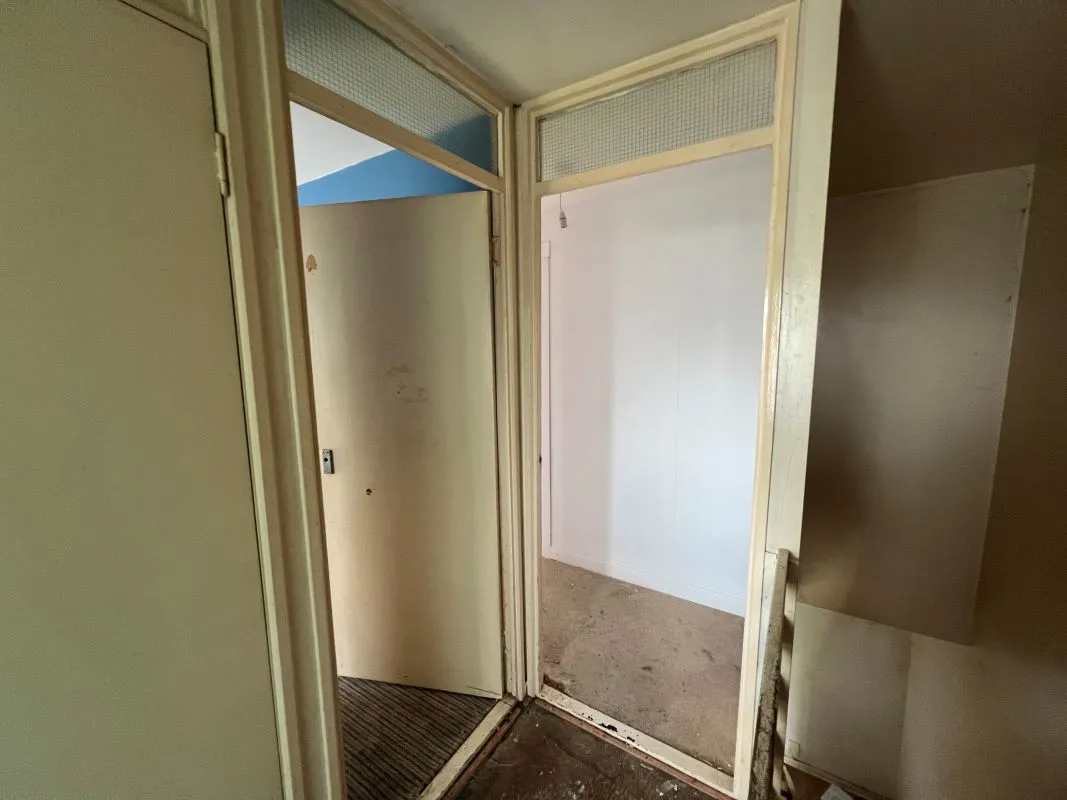 3 bedroom mid terraced house in Dawley, Telford