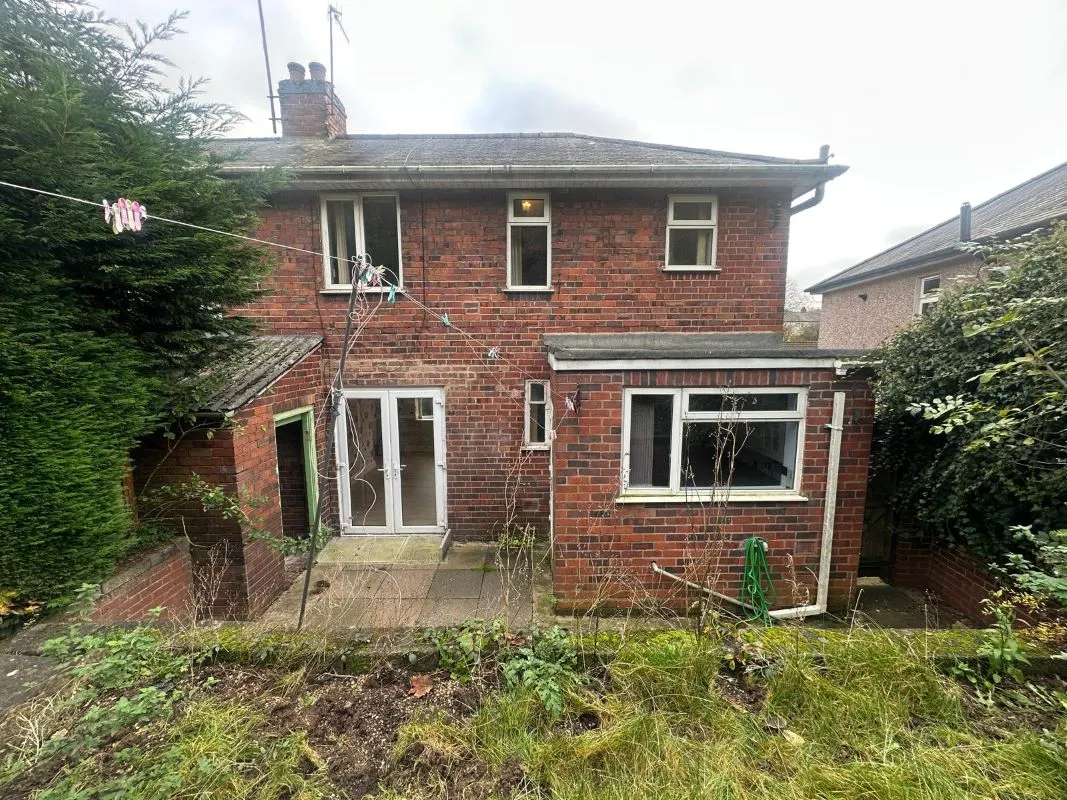 3 bedroom semi detached house in Brierley Hill