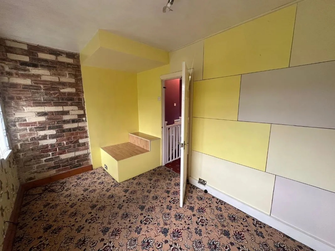 3 bedroom semi detached house in Brierley Hill