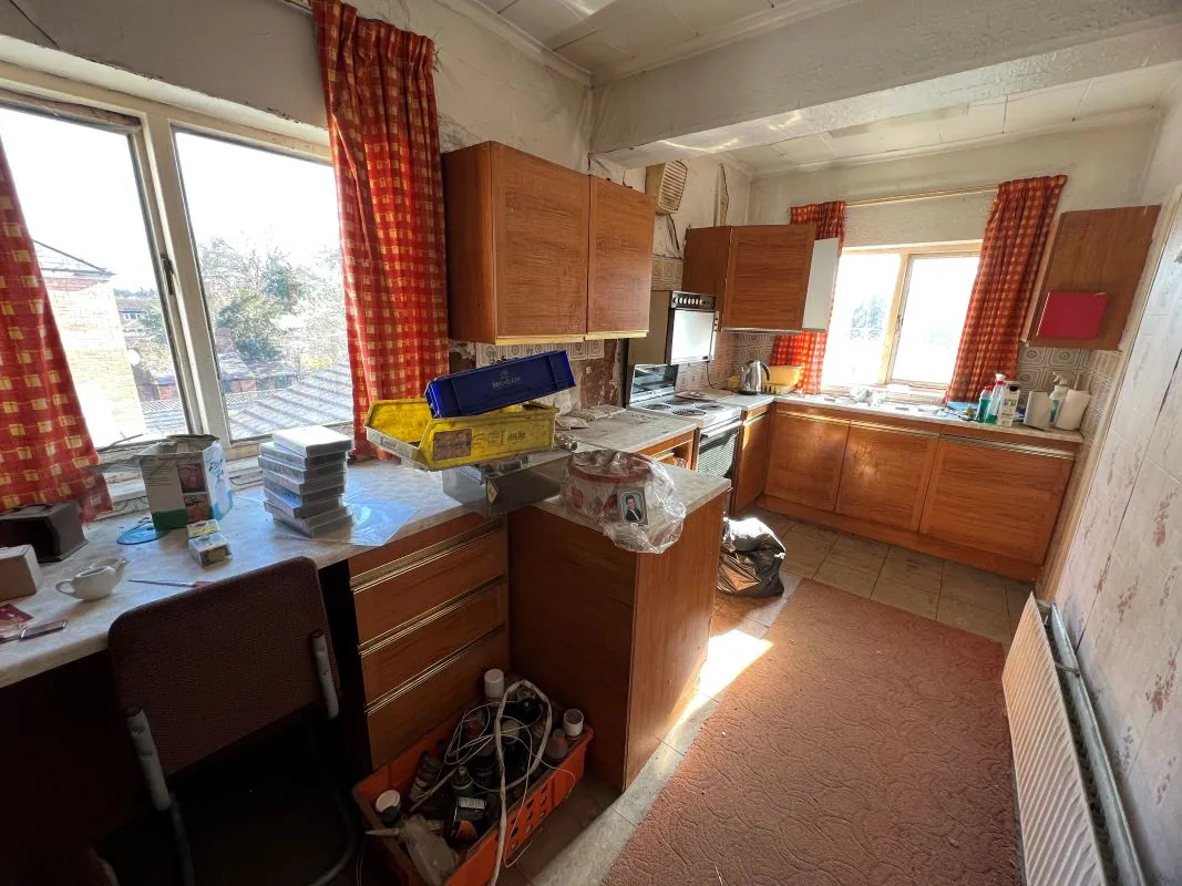 3 bedroom end terrace and former retail property in Yardley Wood