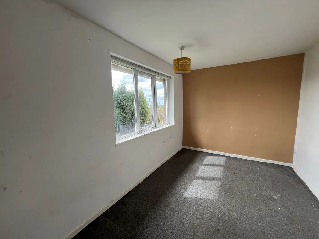 3 bedroom semi detached house in Stoke on Trent