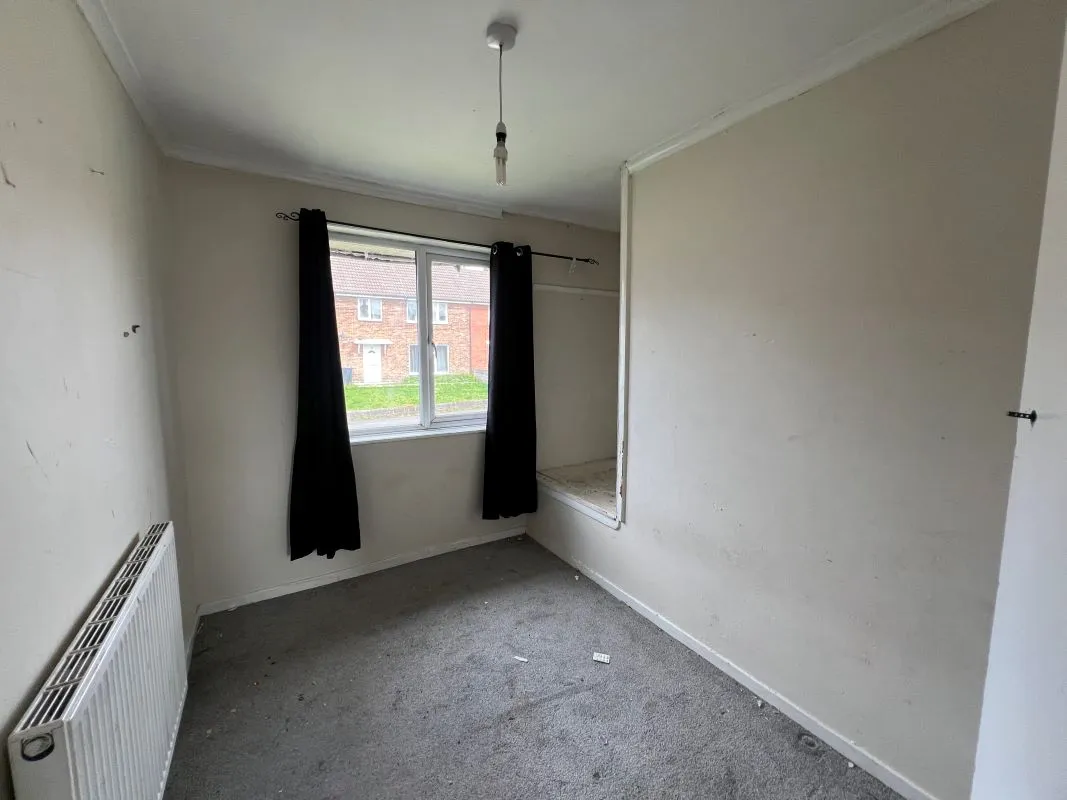 3 bedroom semi detached house in Stoke on Trent