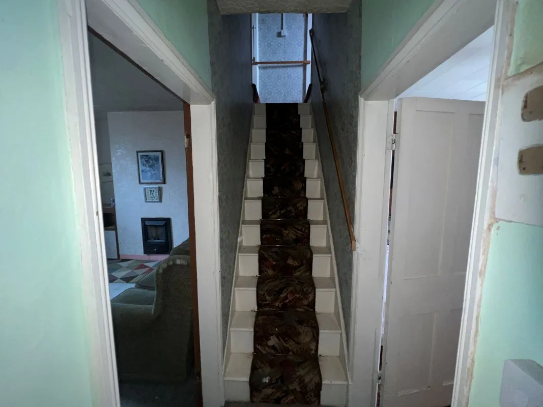3 bedroom semi detached house in Worcester