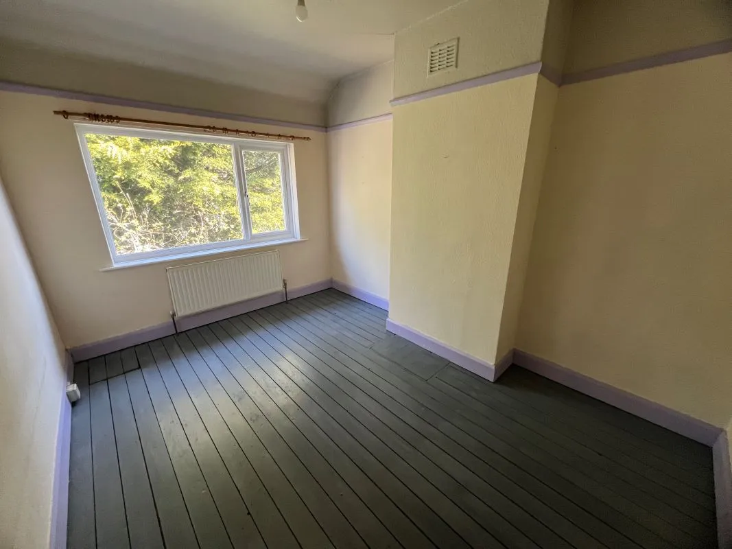 3 bedroom semi detached house in Wolverhampton