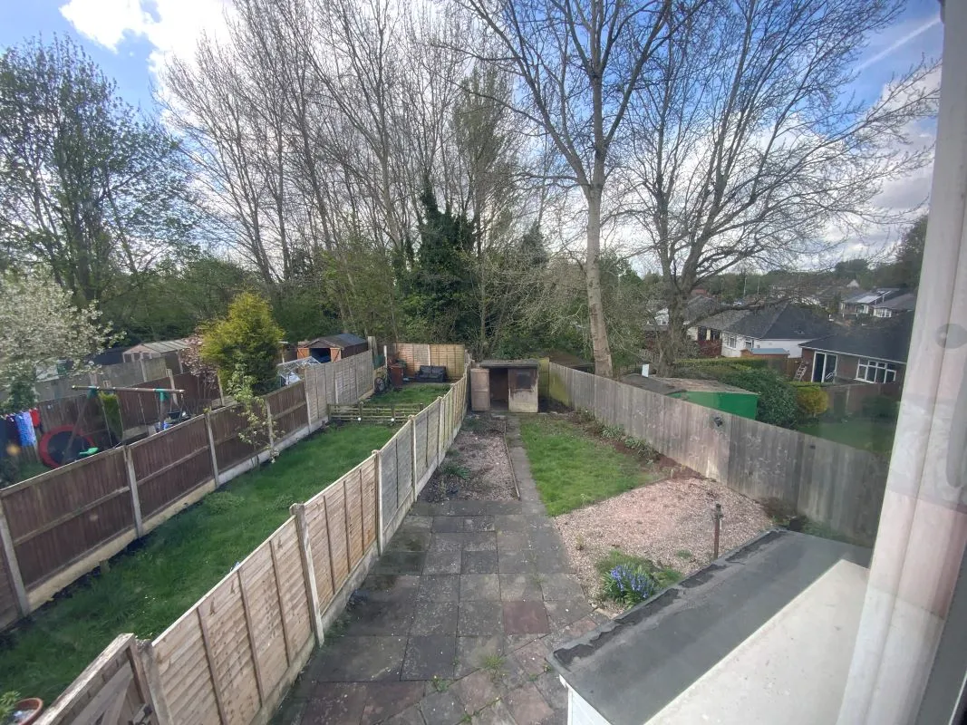 3 bedroom semi detached house in Willenhall