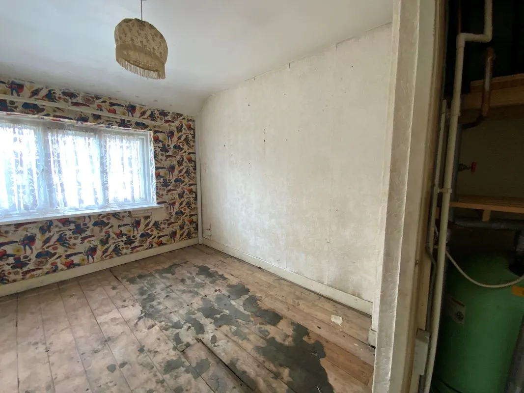 3 bedroom semi detached house in Willenhall