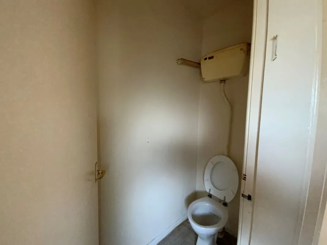 3 bedroom semi detached house in Willenhall