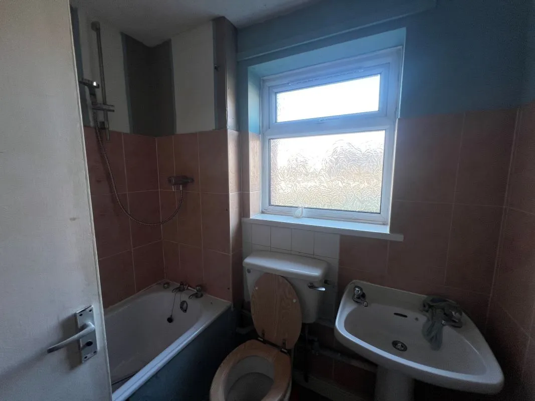 2 bedroom ground floor flat in Cannock