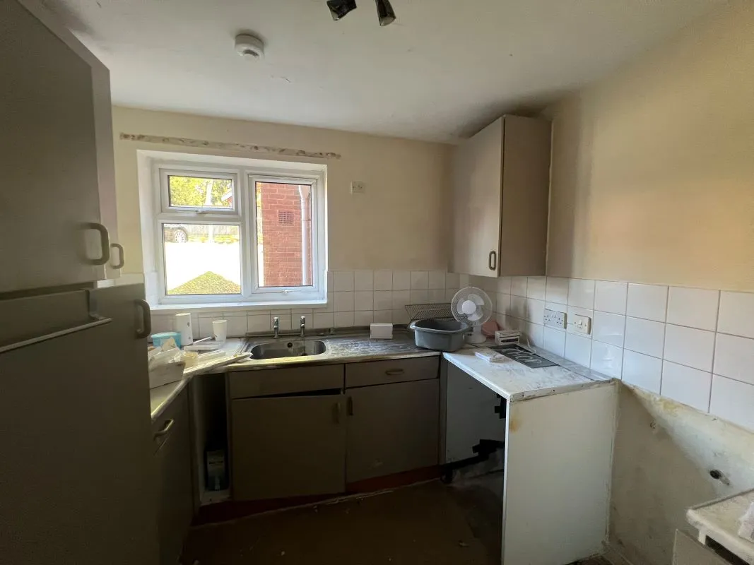 2 bedroom ground floor flat in Cannock