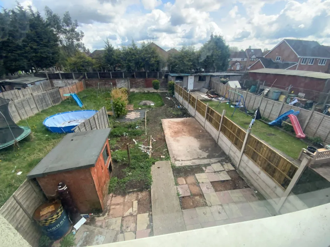 3 bedroom end terraced house in Willenhall