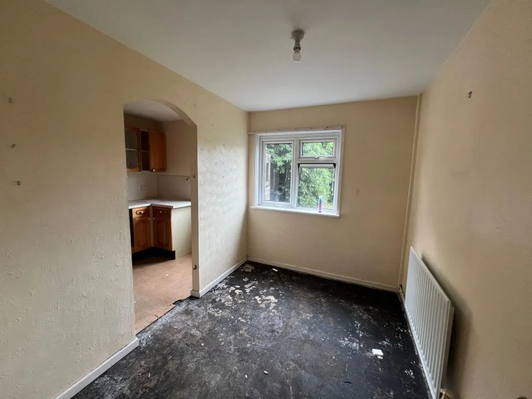 3 bedroom terraced property in Walsall