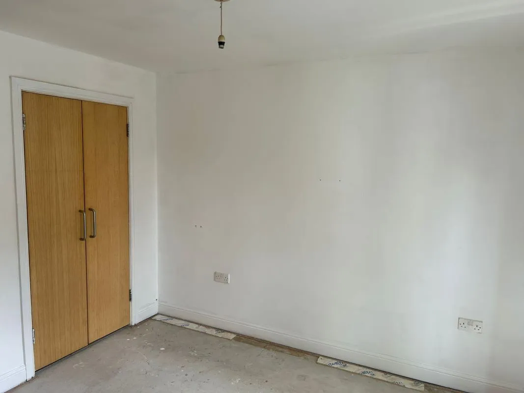 2 bedroom ground floor apartment in Warwick