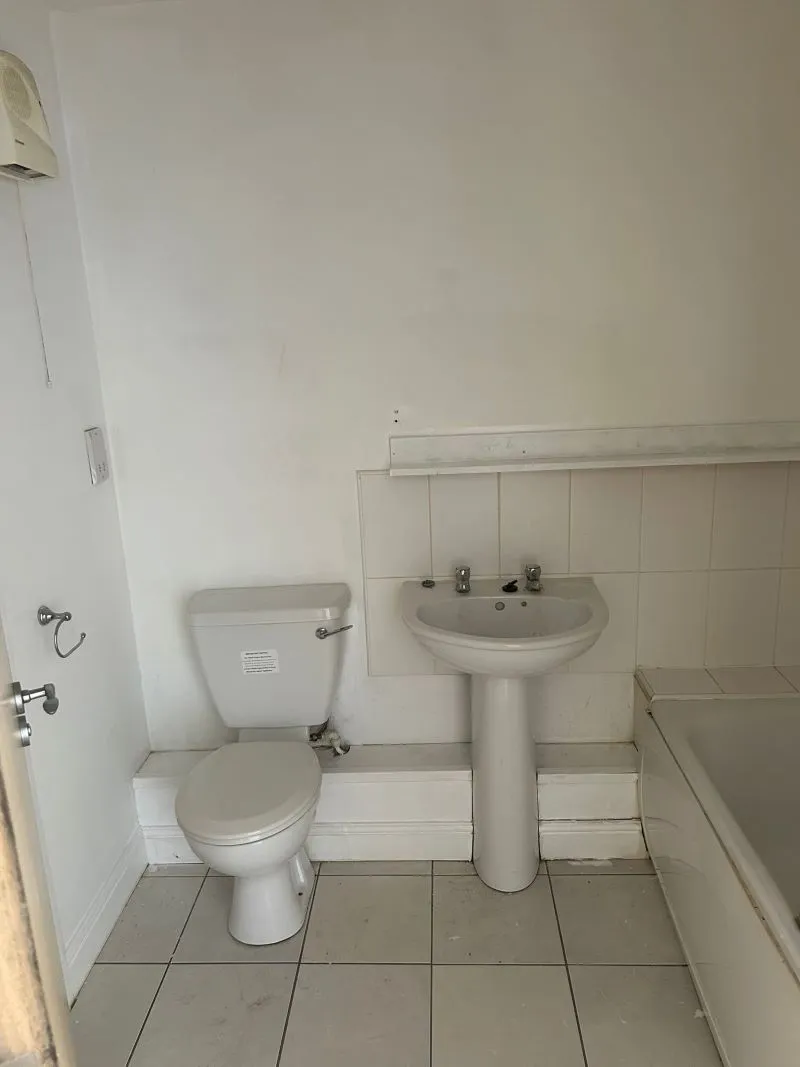 2 bedroom ground floor apartment in Warwick