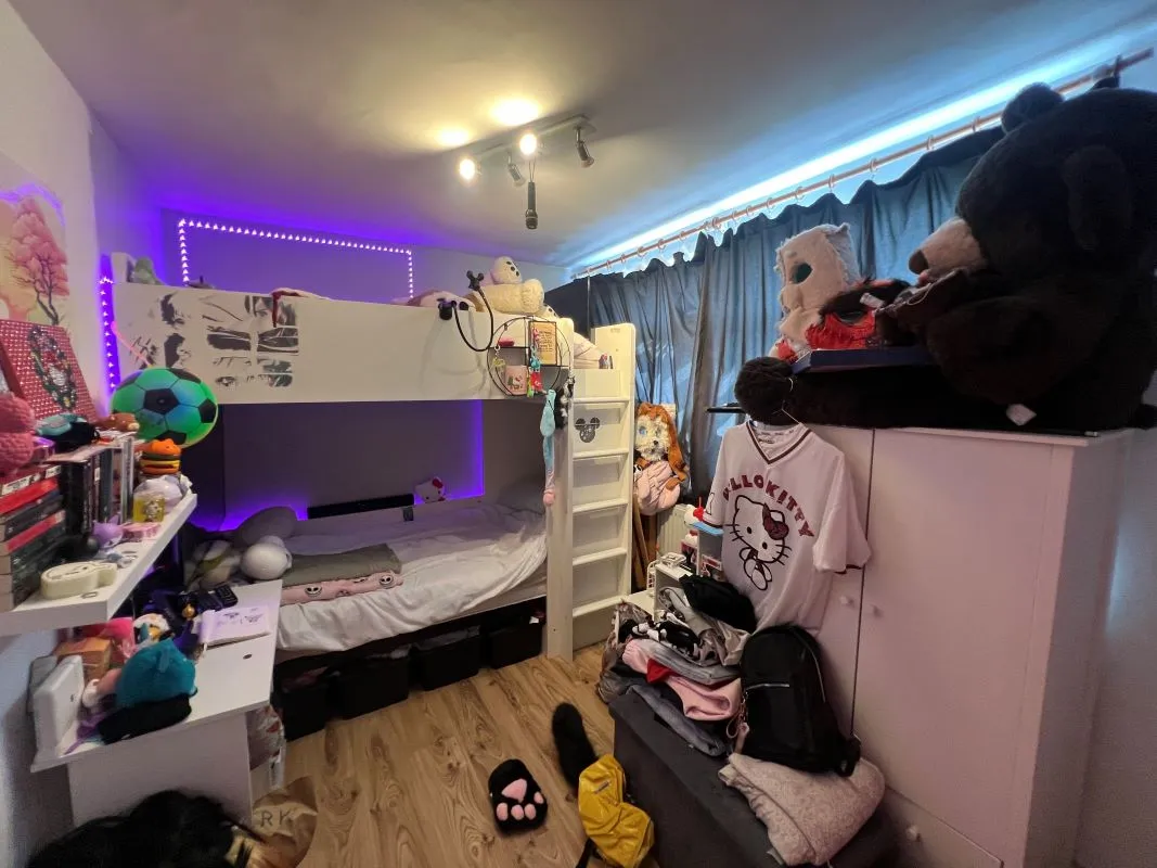 3 bedroom flat in Leicester