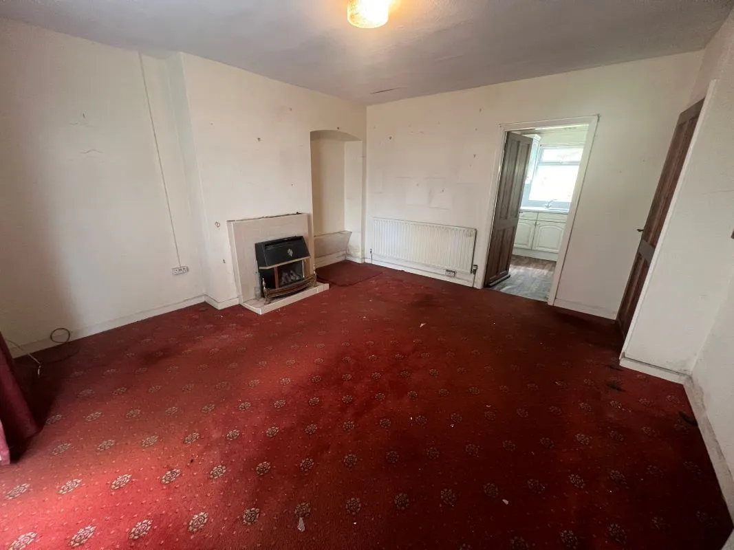 3 bedroom end terraced property in Northfield