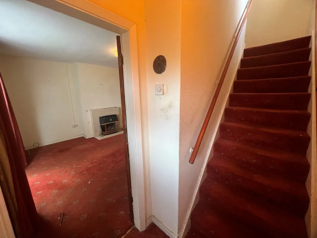 3 bedroom end terraced property in Northfield