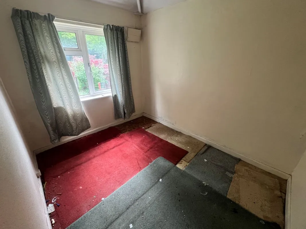3 bedroom end terraced property in Northfield