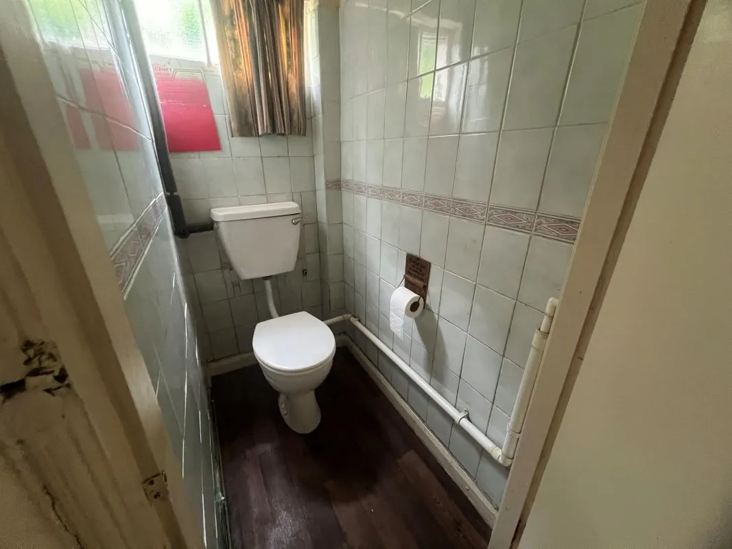 3 bedroom end terraced property in Northfield