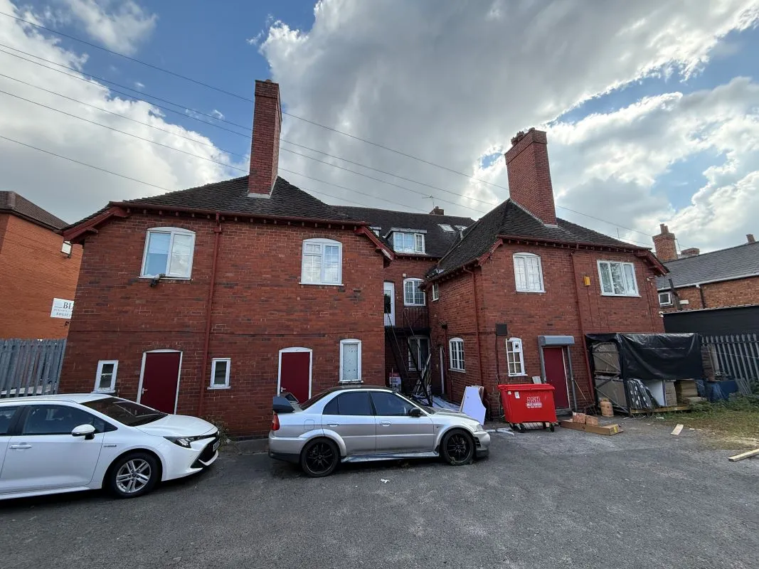 A Freehold Mixed Use Investment Property in Stechford