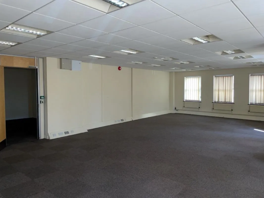 Office building/development opportunity in Sutton Coldfield 