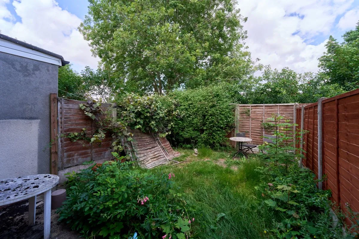 2 bedroom mid terraced property in Moseley