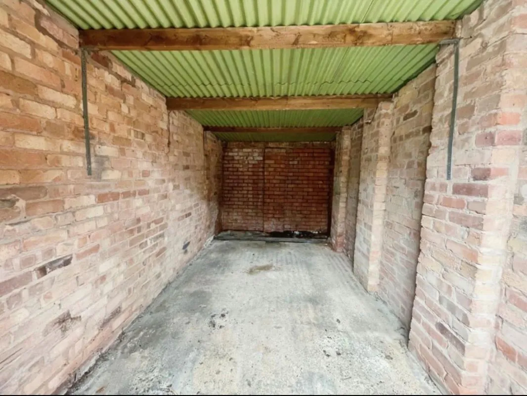 2 bedroom mid terraced property in Moseley