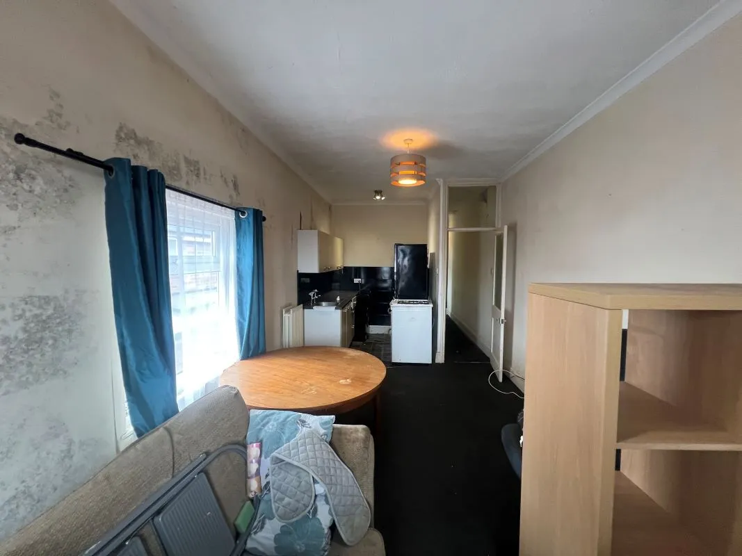 2 bedroom flat in Sutton Coldfield