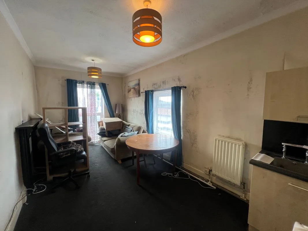 2 bedroom flat in Sutton Coldfield