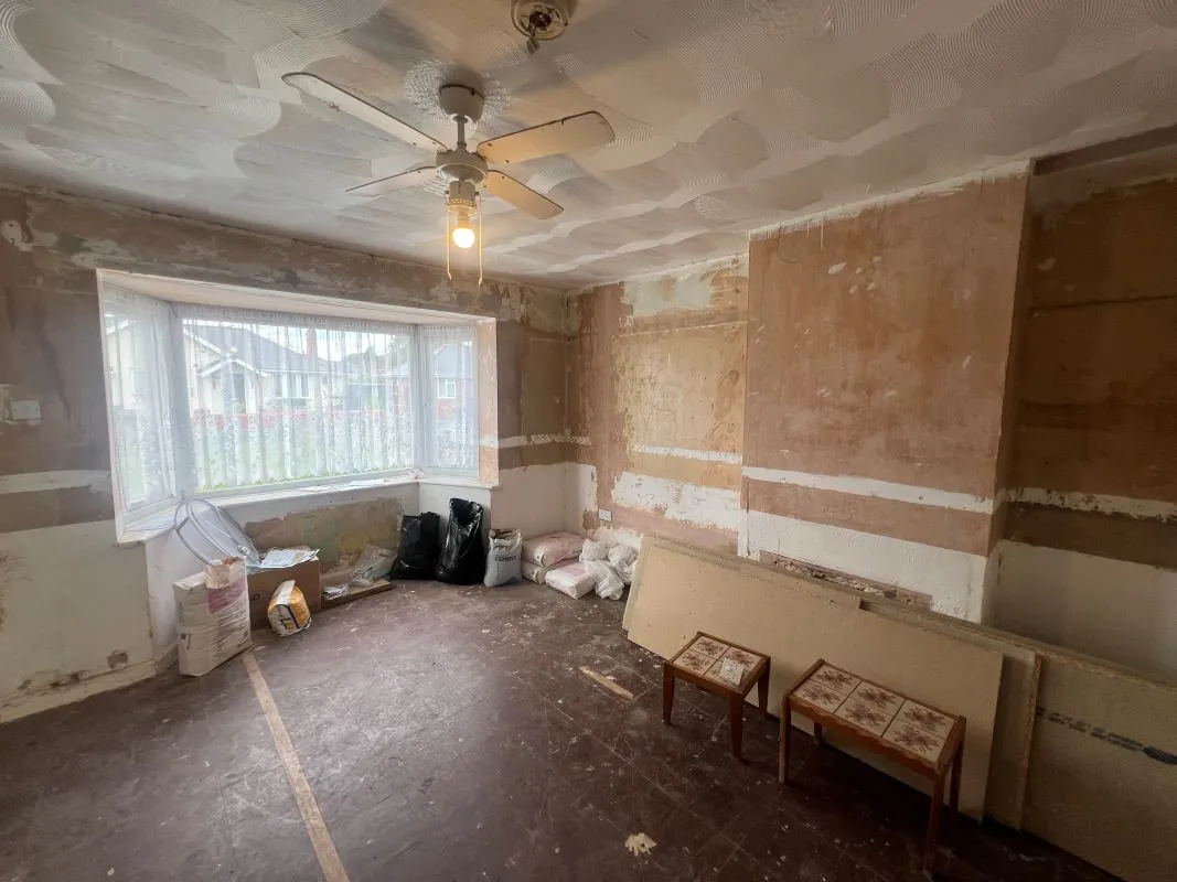2 bedroom semi detached house in Wolverhampton