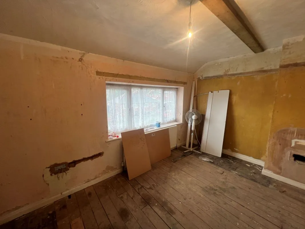2 bedroom semi detached house in Wolverhampton