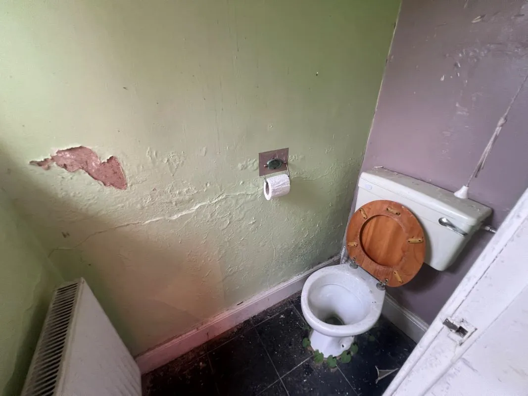 2 bedroom semi detached house in Wolverhampton
