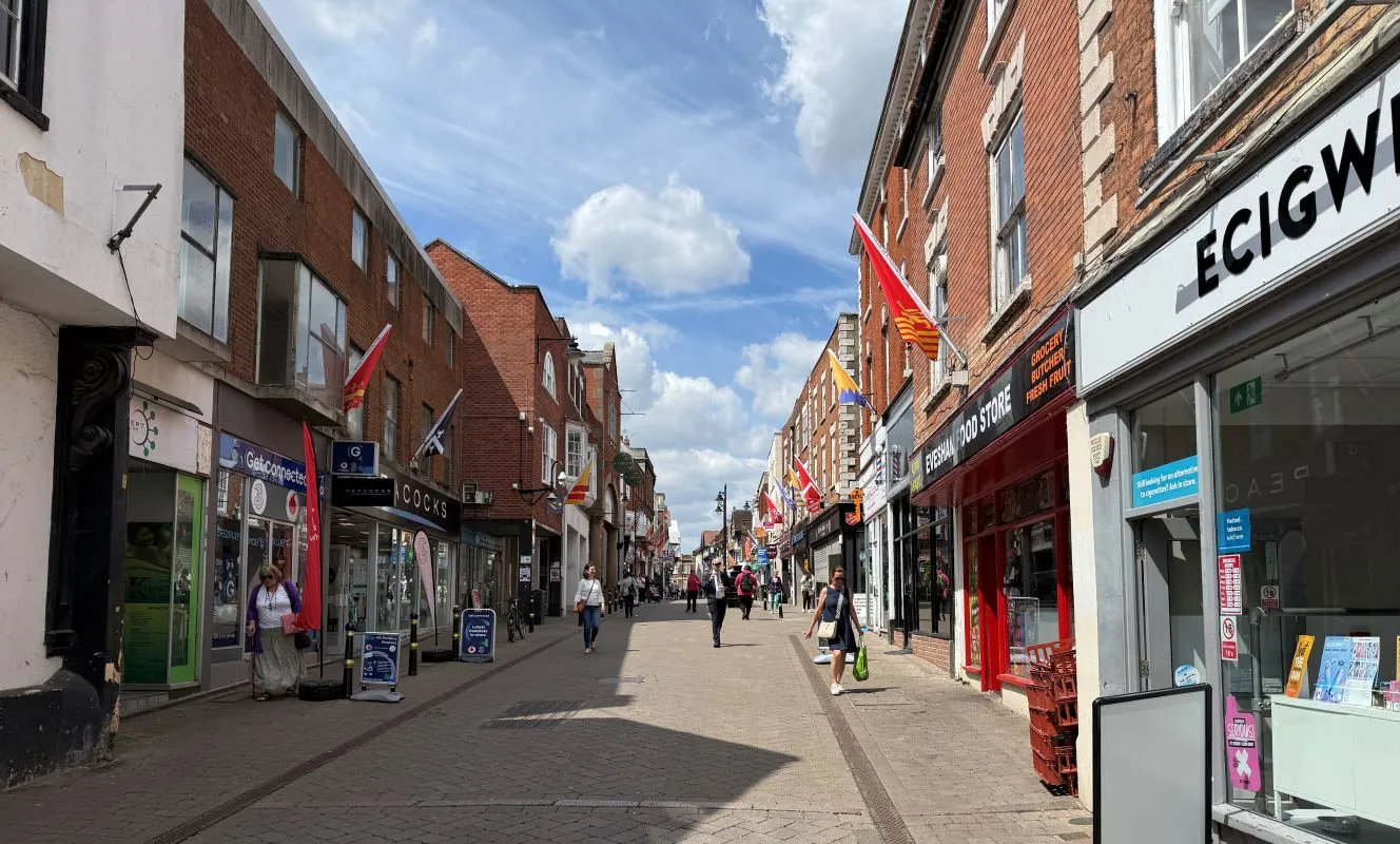 Freehold town centre retail investment property in Evesham
