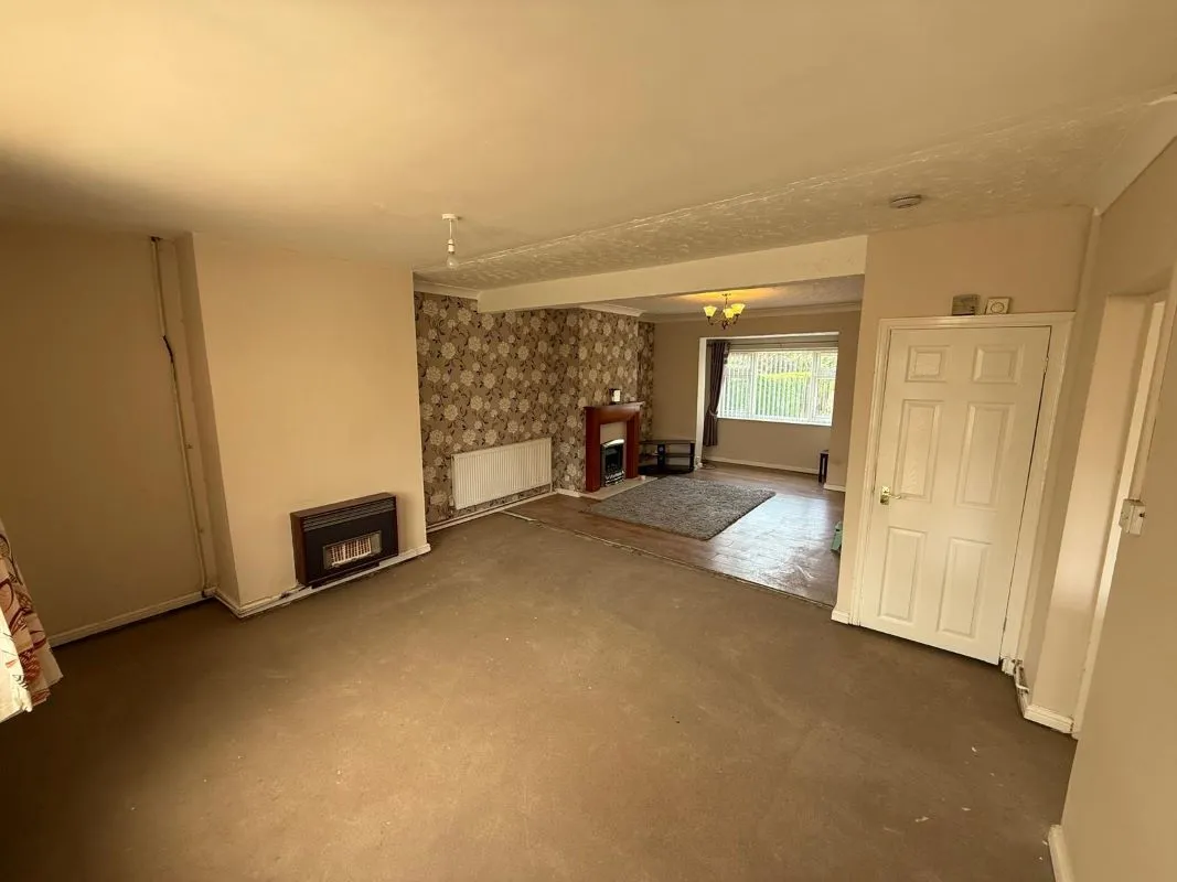 2 bedroom semi detached house in Great Wyrley