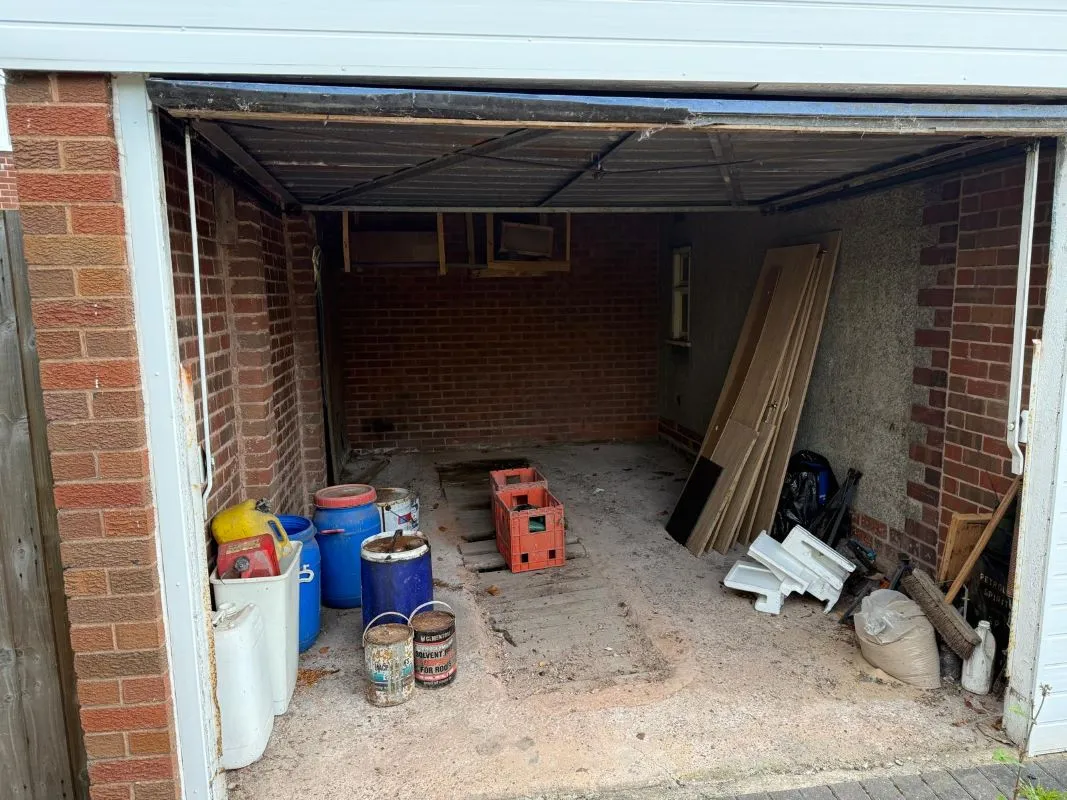 2 bedroom semi detached house in Great Wyrley