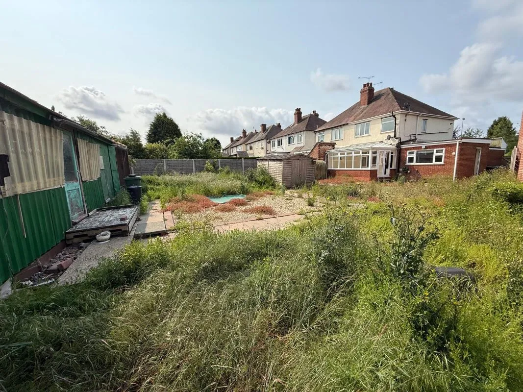 2 bedroom semi detached house in Great Wyrley