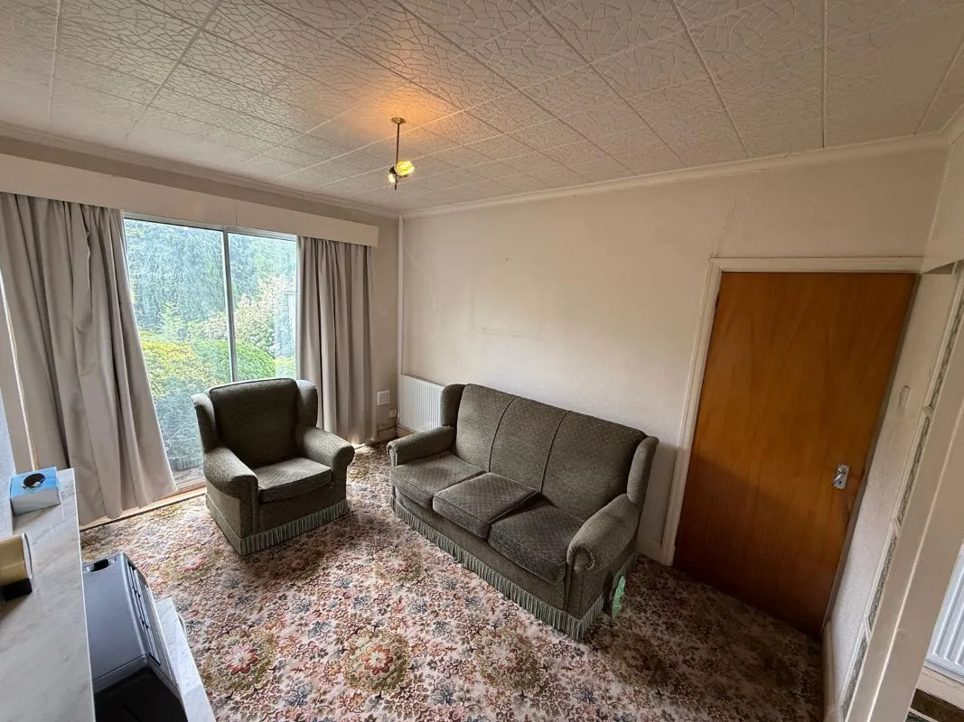 3 bedroom semi detached house in Wolverhampton