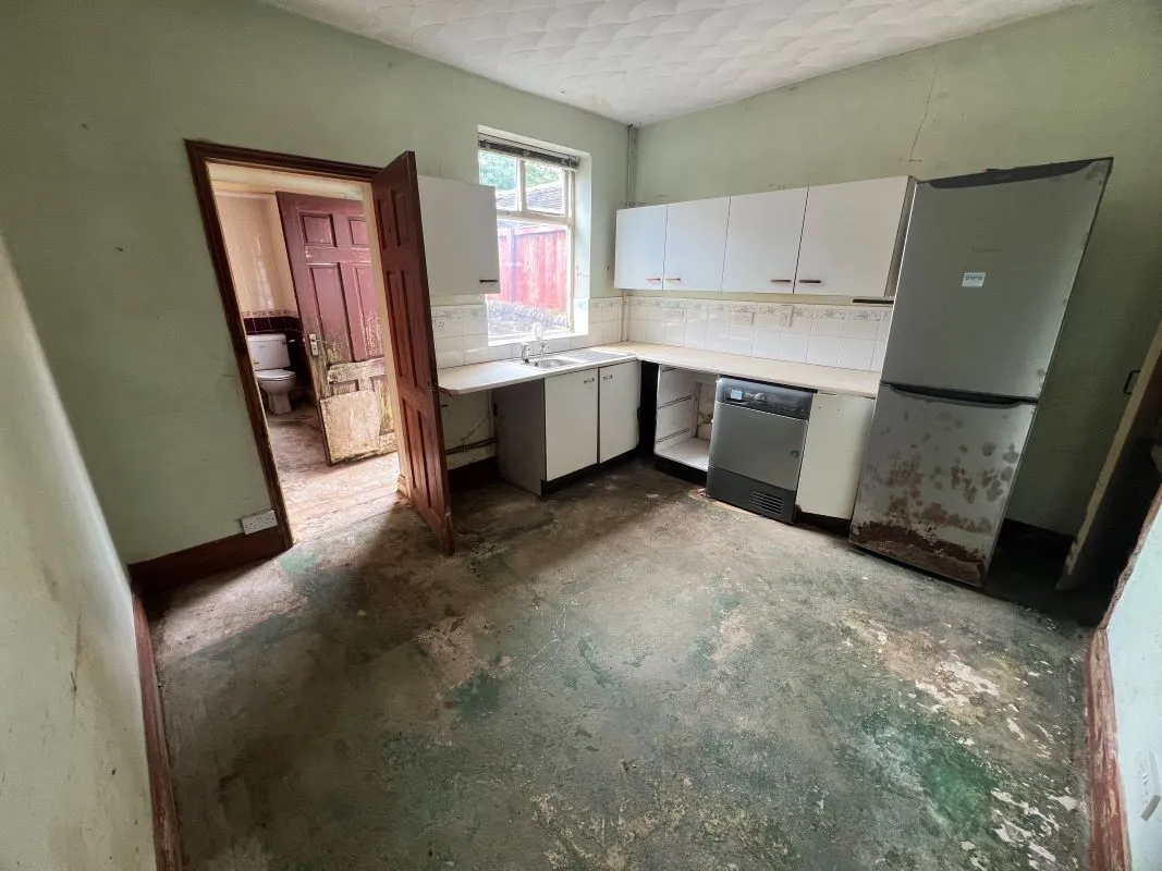 2 bedroom mid terraced property in Stoke on Trent