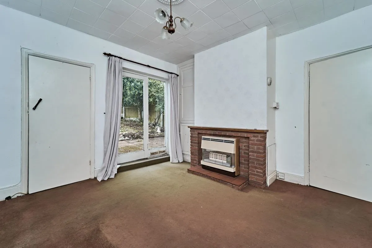 3 bedroom semi detached house in Tamworth